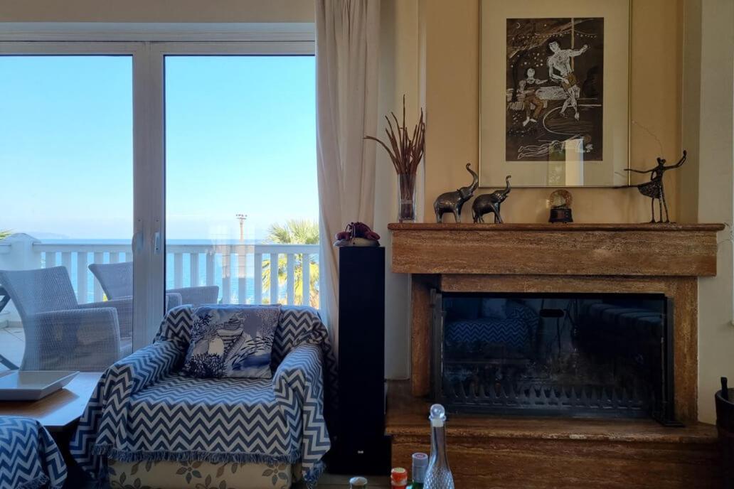 Villa Sul Mare Chalkís Dış mekan fotoğraf